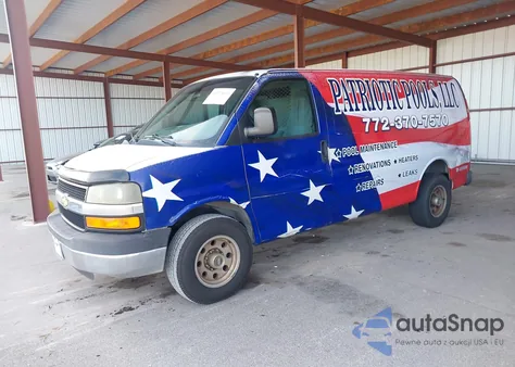 2014 Chevrolet Express 2500 Work Van z USA, uszkodzony, nr VIN 1GCWGFCA6E1198422